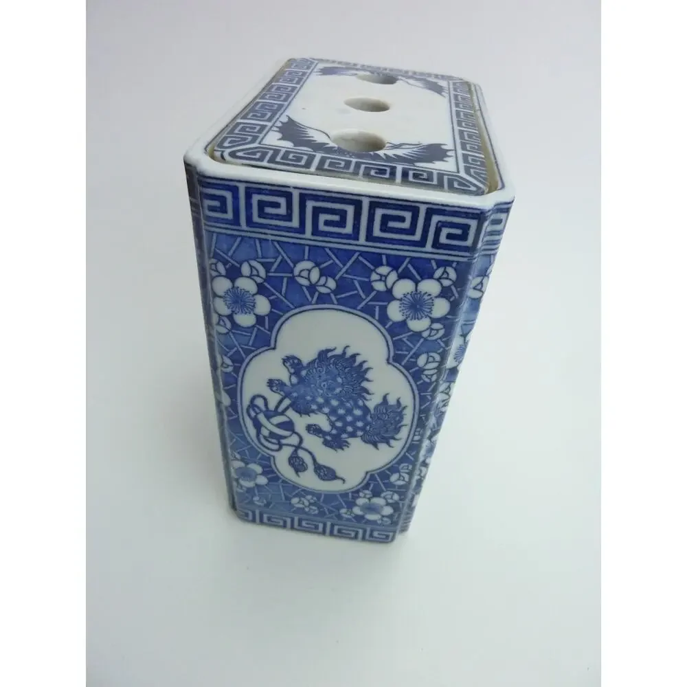 Vintage Chinese Ceramic Pot Foo Dog Lions Blue White Bud Vase Tea Caddy Jar